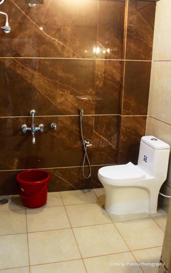 Kurinji Inn Attigundi エクステリア 写真